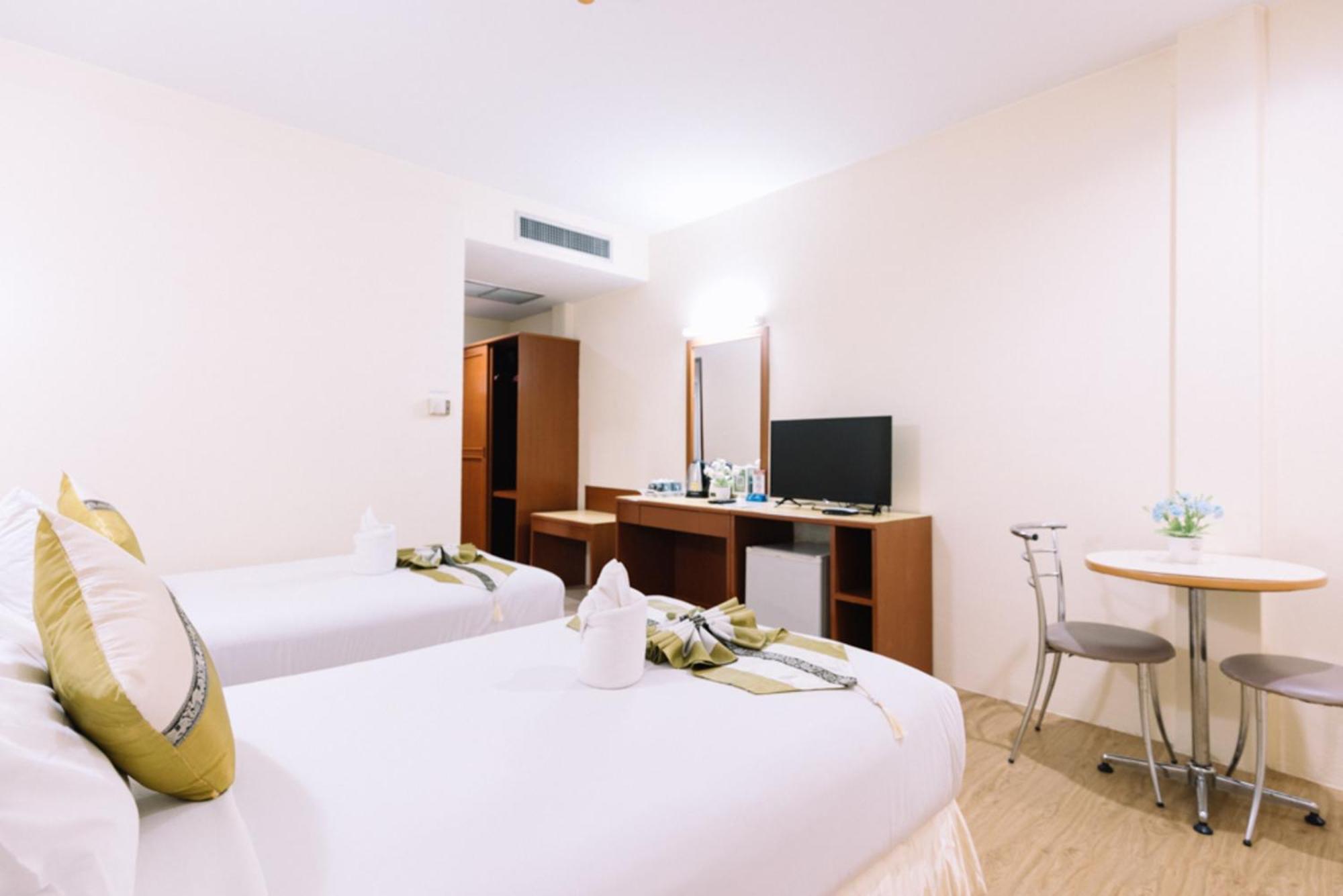 Chumphon Gardens Hotel Exterior foto