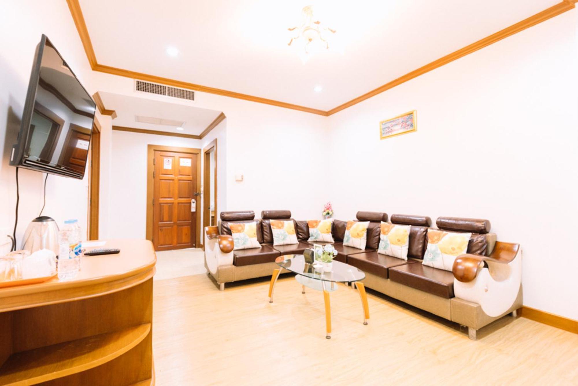 Chumphon Gardens Hotel Exterior foto