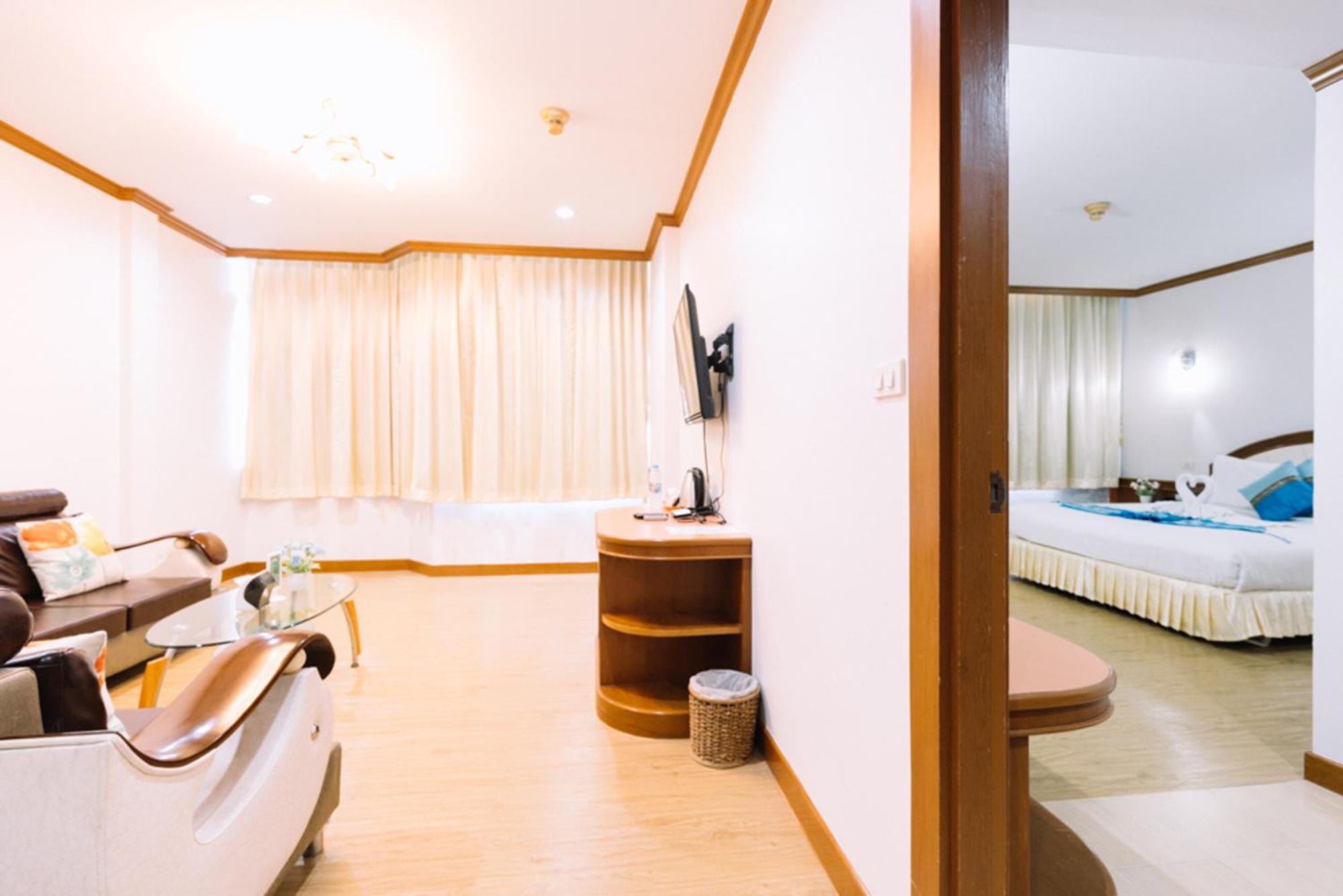 Chumphon Gardens Hotel Exterior foto