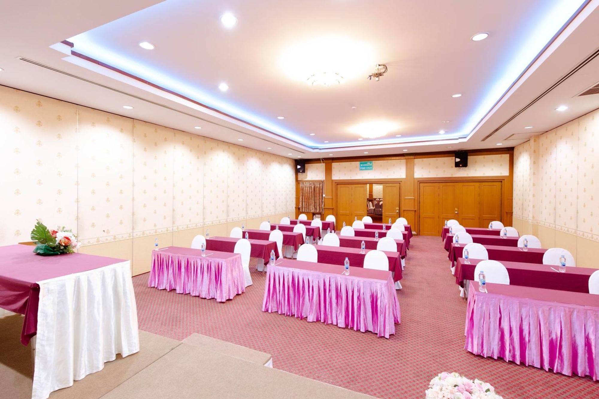 Chumphon Gardens Hotel Exterior foto
