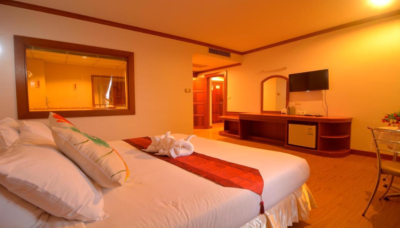 Chumphon Gardens Hotel Exterior foto