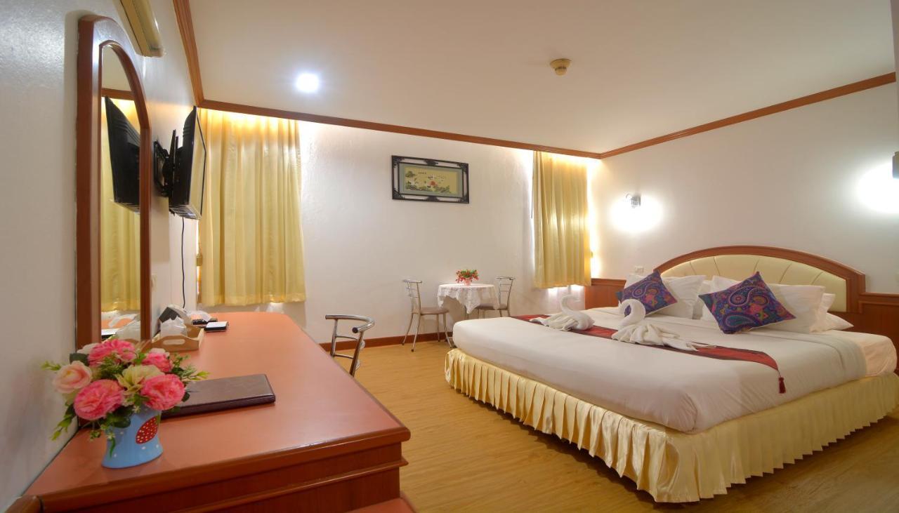 Chumphon Gardens Hotel Exterior foto