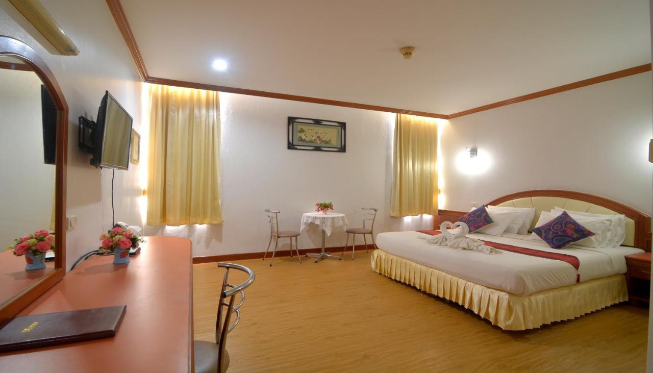 Chumphon Gardens Hotel Exterior foto